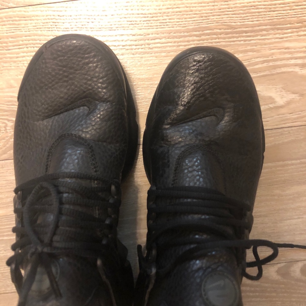 All black leather Nike Presto size 8